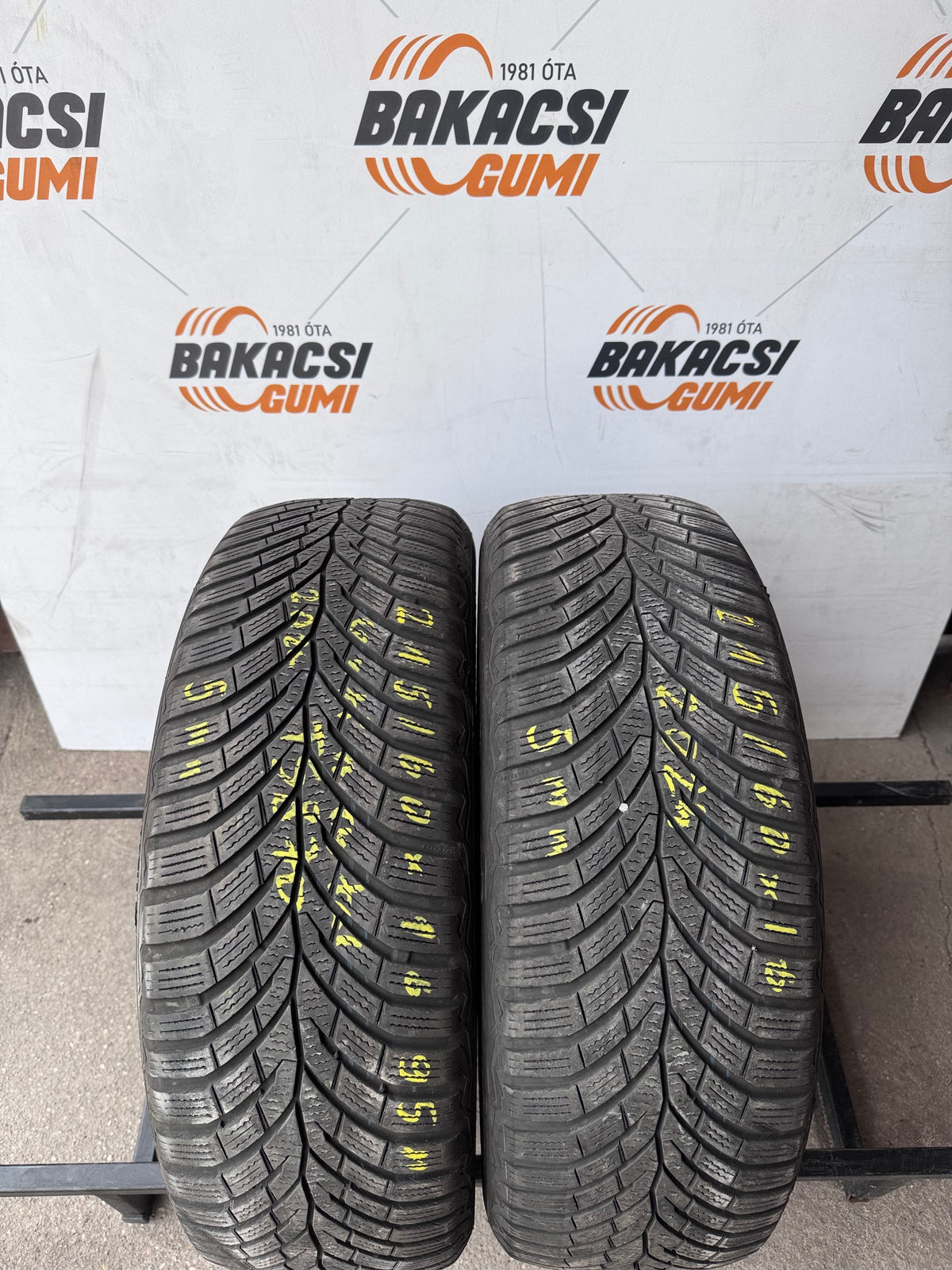 215/60R16 Continental téli gumi eladó