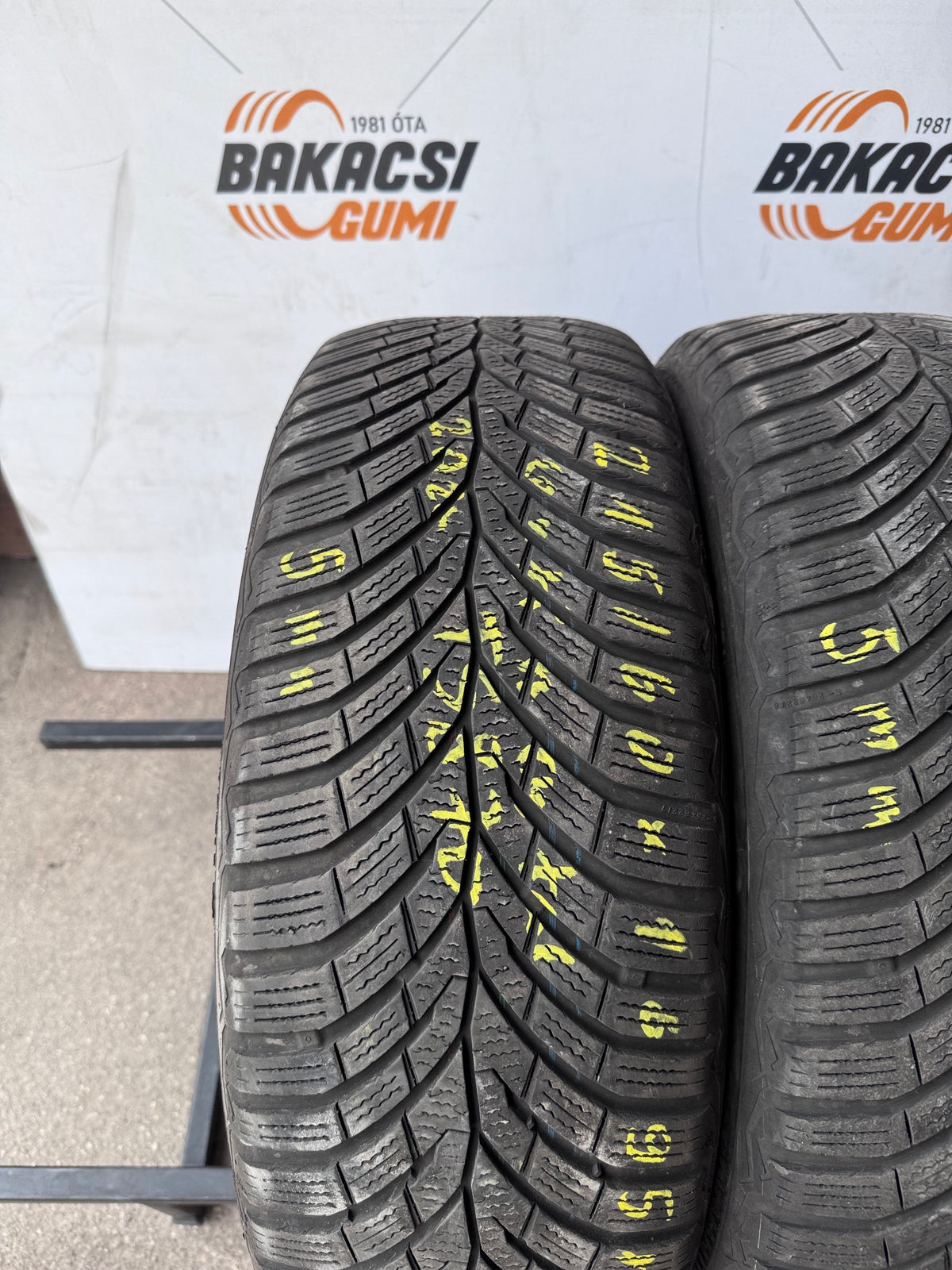 215/60R16 Continental téli gumi eladó