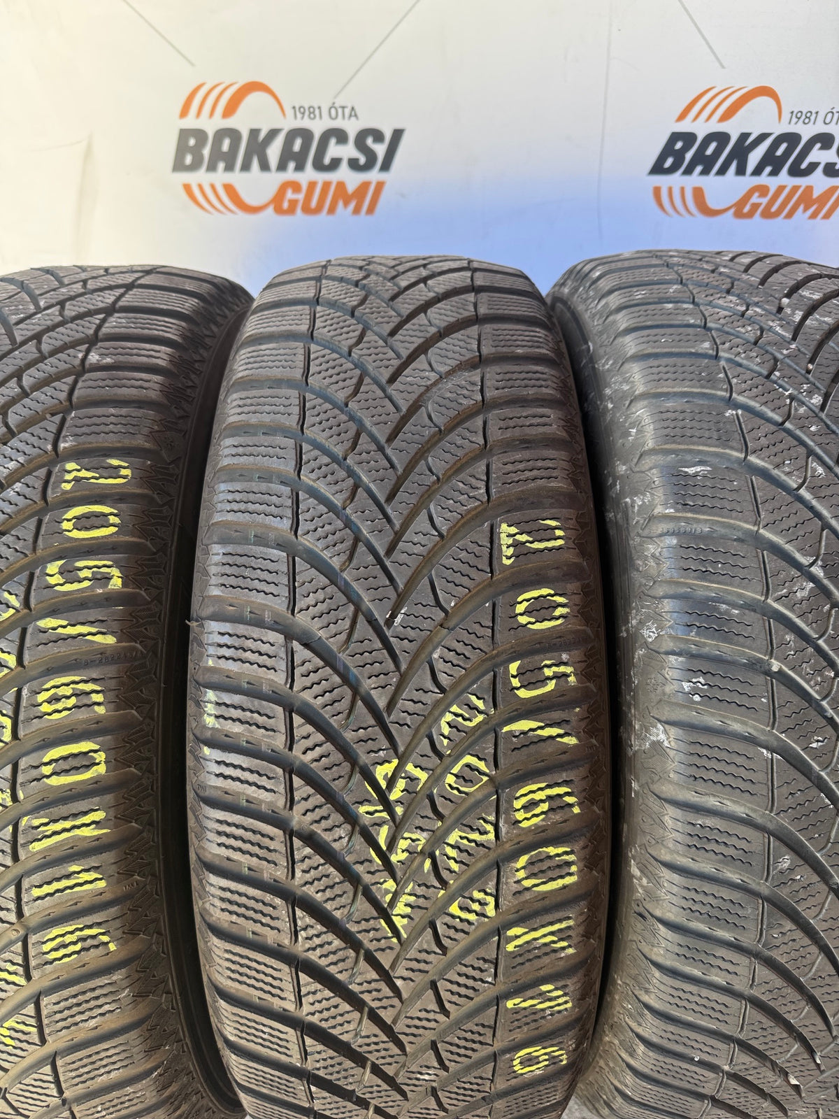 205/60R16 Semperit téli gumi eladó