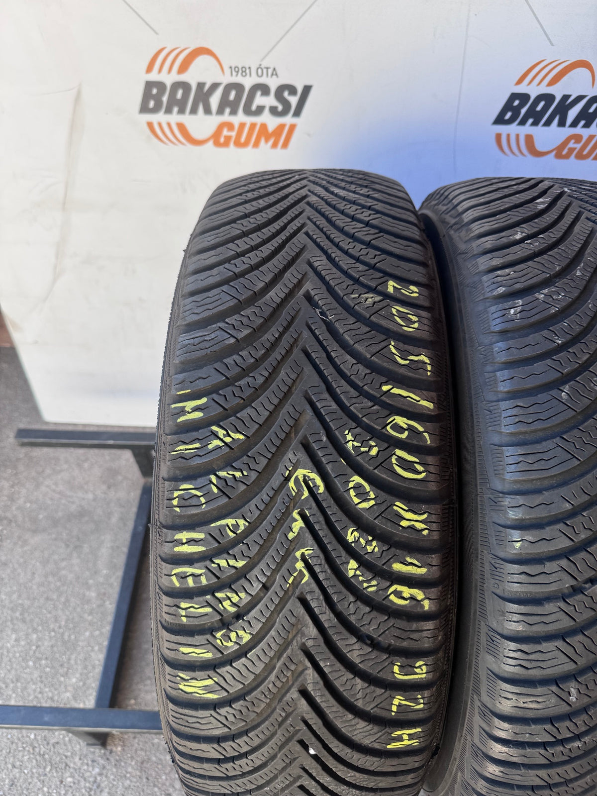 205/60R16 Michelin téli gumi eladó