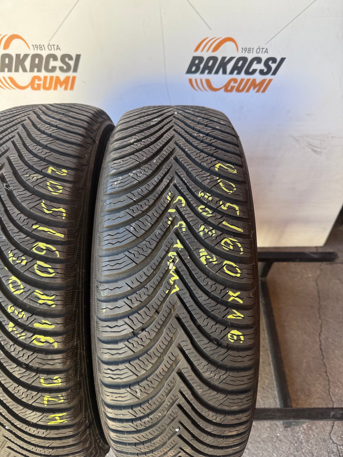 205/60R16 Michelin téli gumi eladó