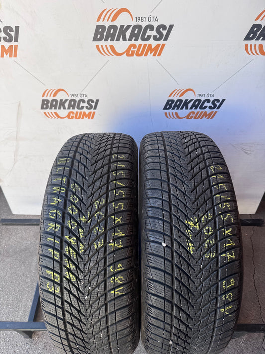 215/55R17 Goodyear téli gumi eladó