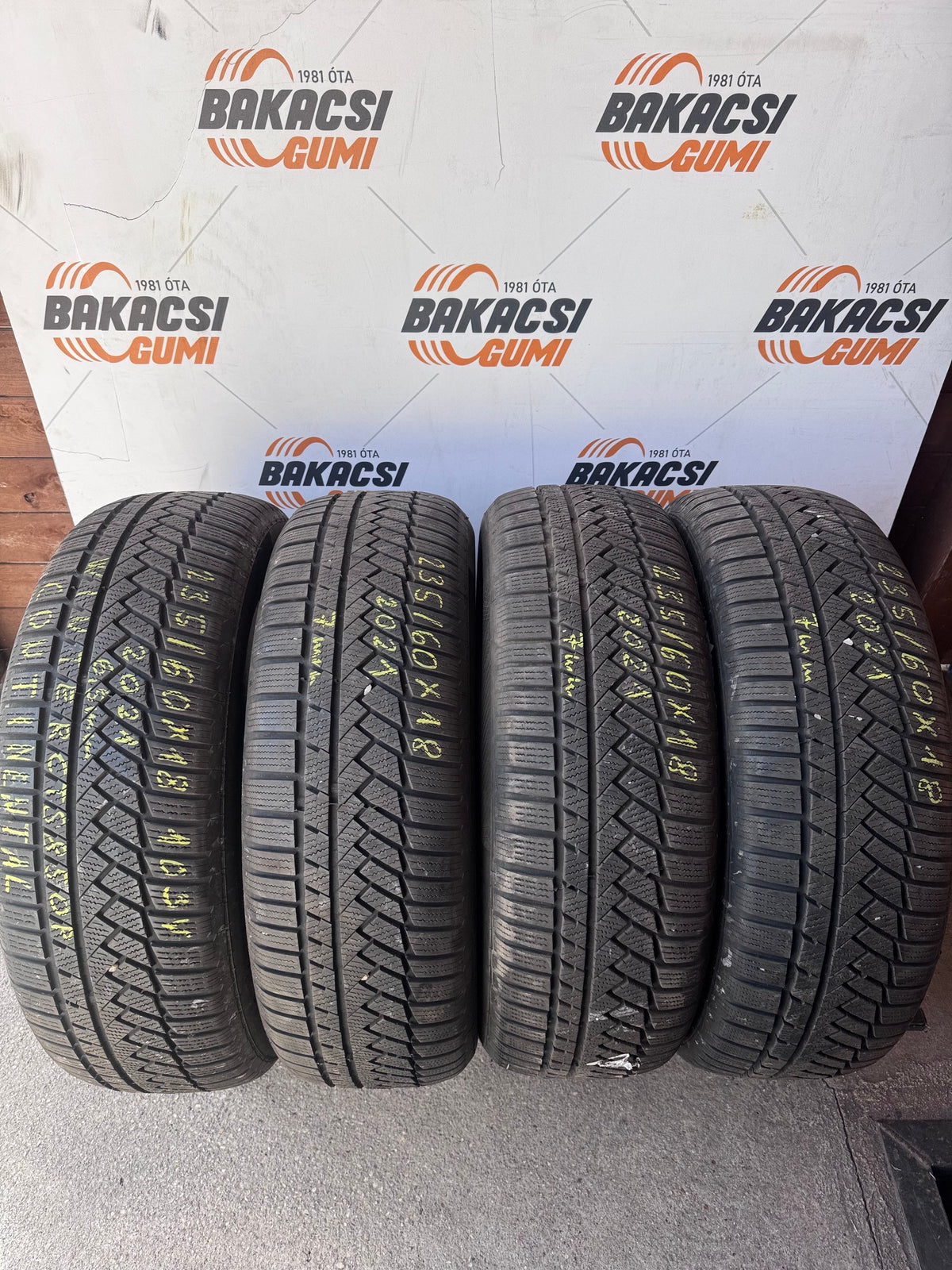 235/60R18 Continental téli gumi eladó