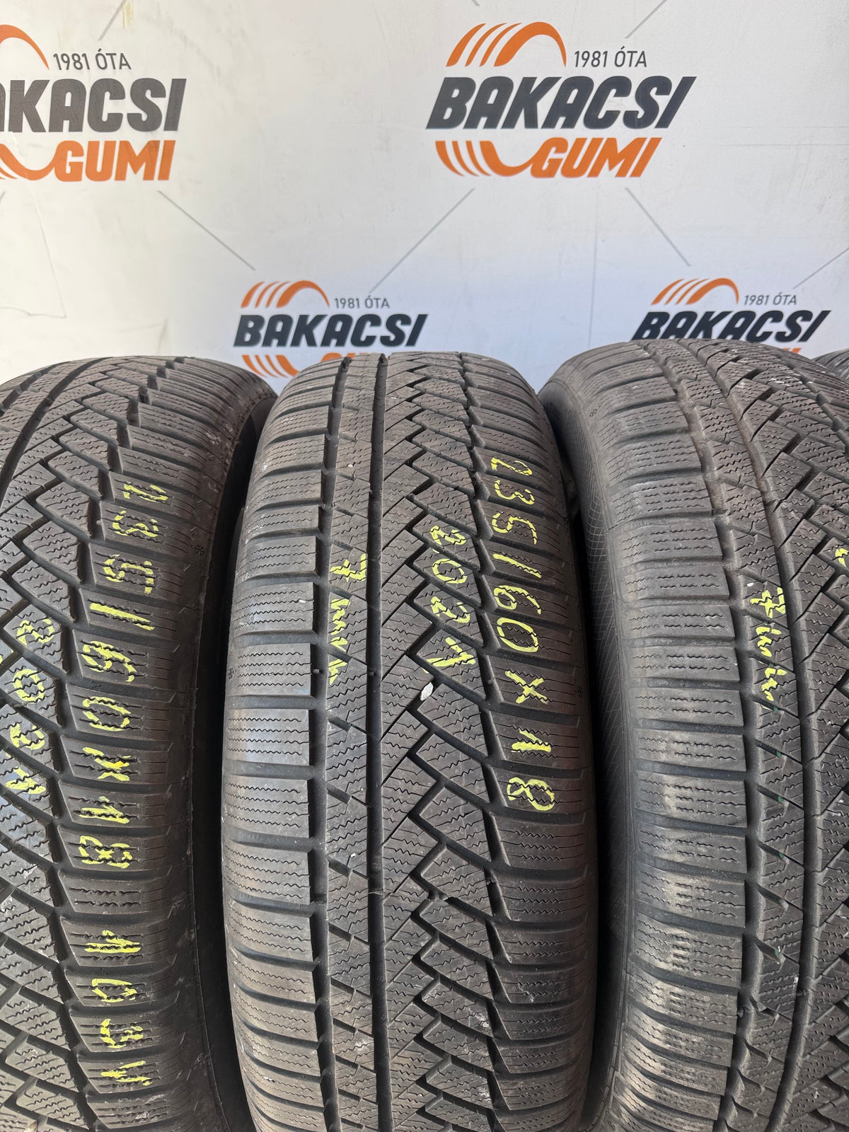 235/60R18 Continental téli gumi eladó