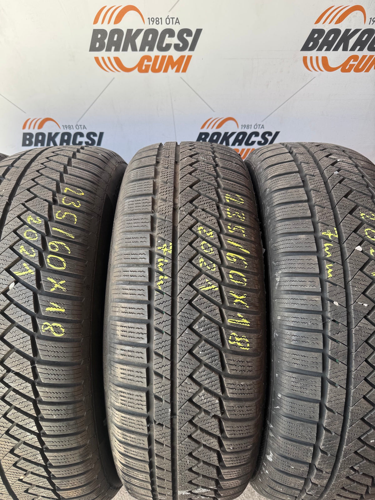 235/60R18 Continental téli gumi eladó