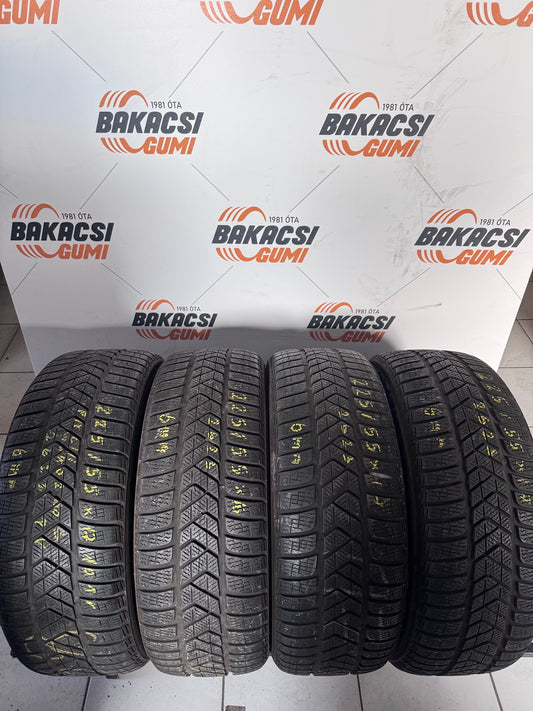 225/55R17 Pirelli téli gumi eladó