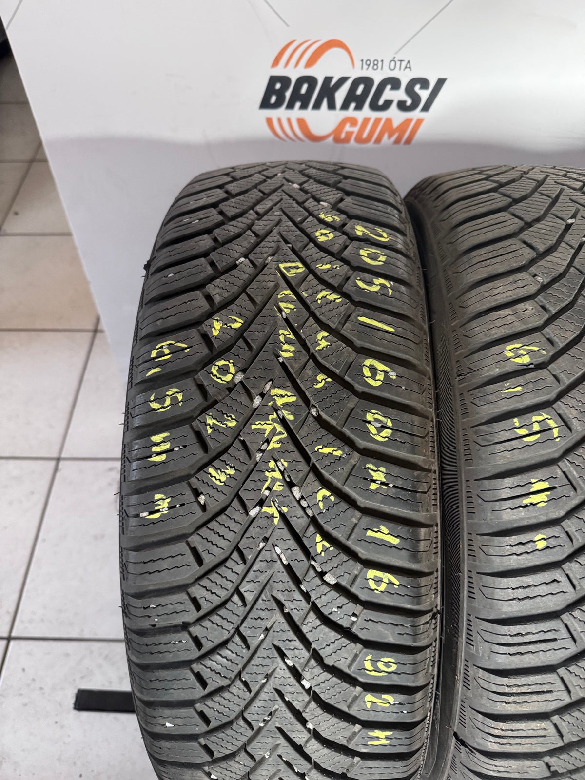 205/60R16 Sailun téli gumi eladó