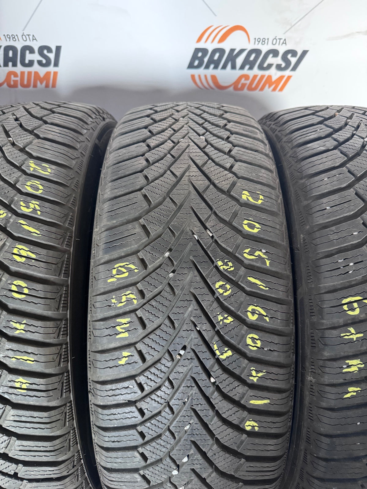 205/60R16 Sailun téli gumi eladó