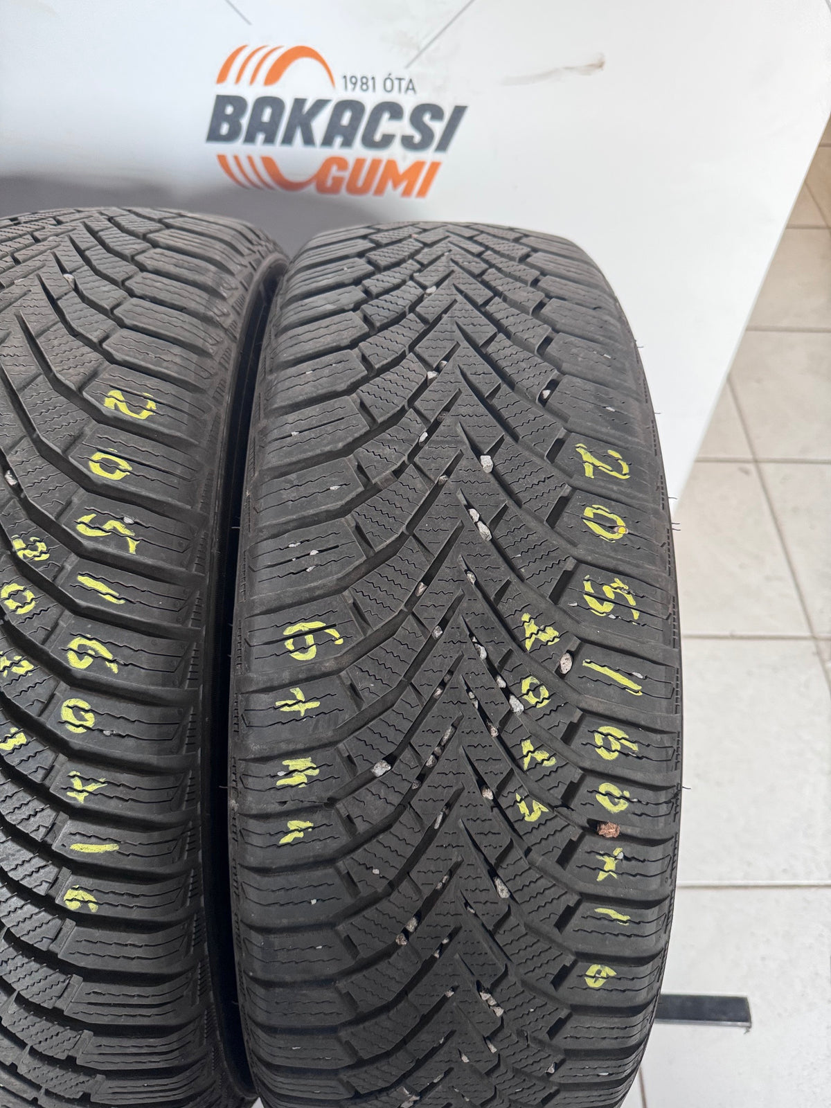 205/60R16 Sailun téli gumi eladó