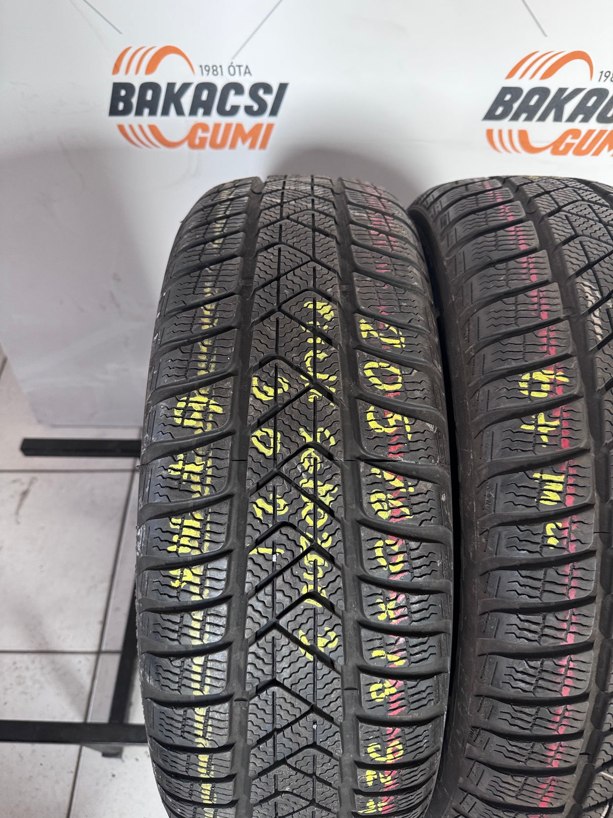 205/60R16 Pirelli téli gumi eladó