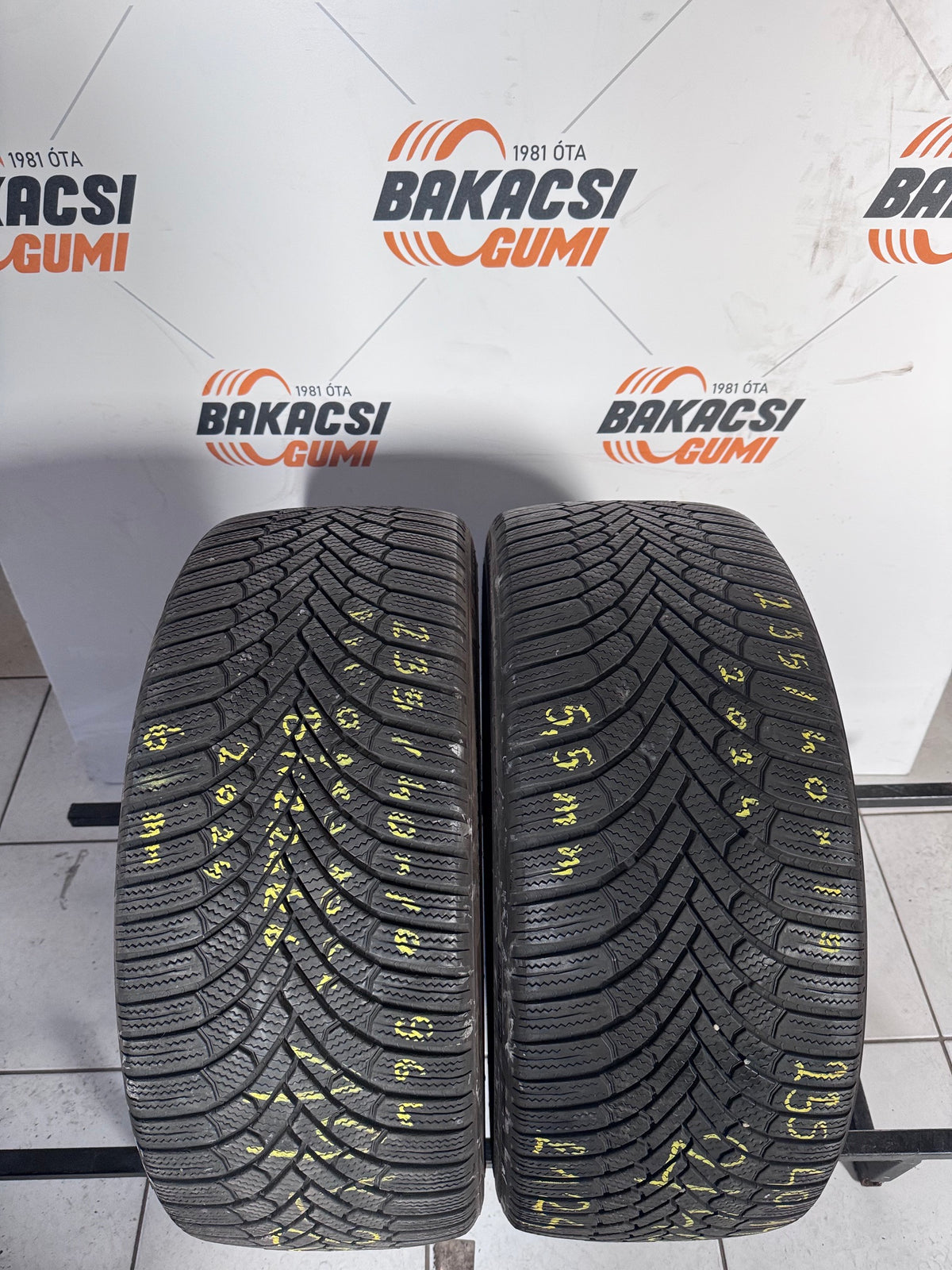 235/40R19 Bridgestone téli gumi eladó
