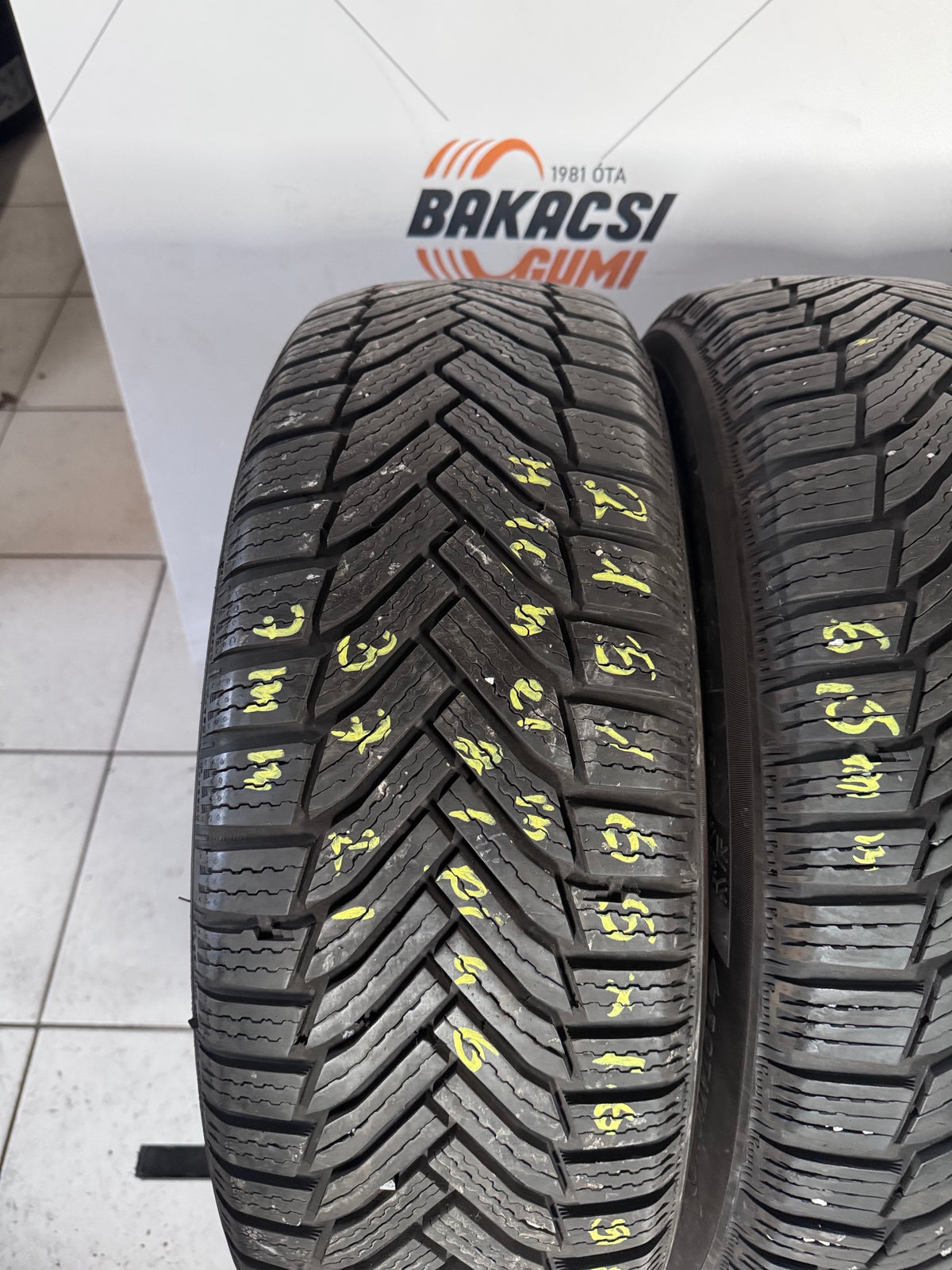 215/65R16 Michelin téli gumi eladó