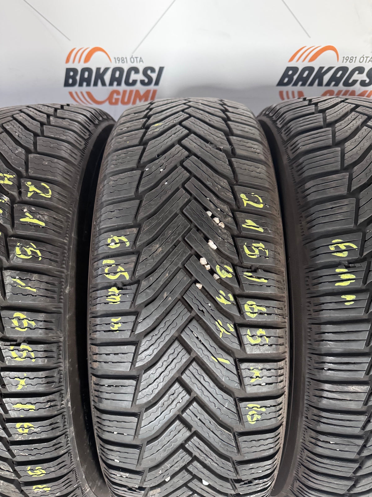 215/65R16 Michelin téli gumi eladó