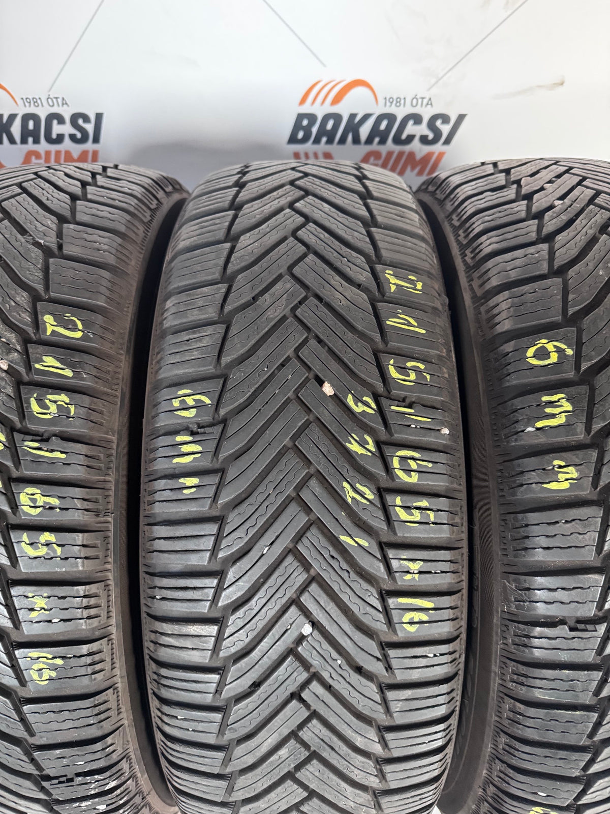 215/65R16 Michelin téli gumi eladó