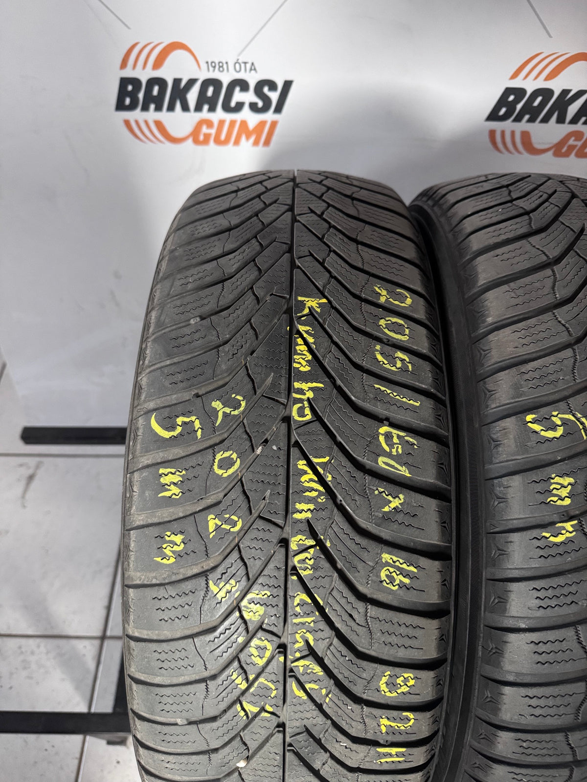 205/60R16 Kumho téli gumi eladó