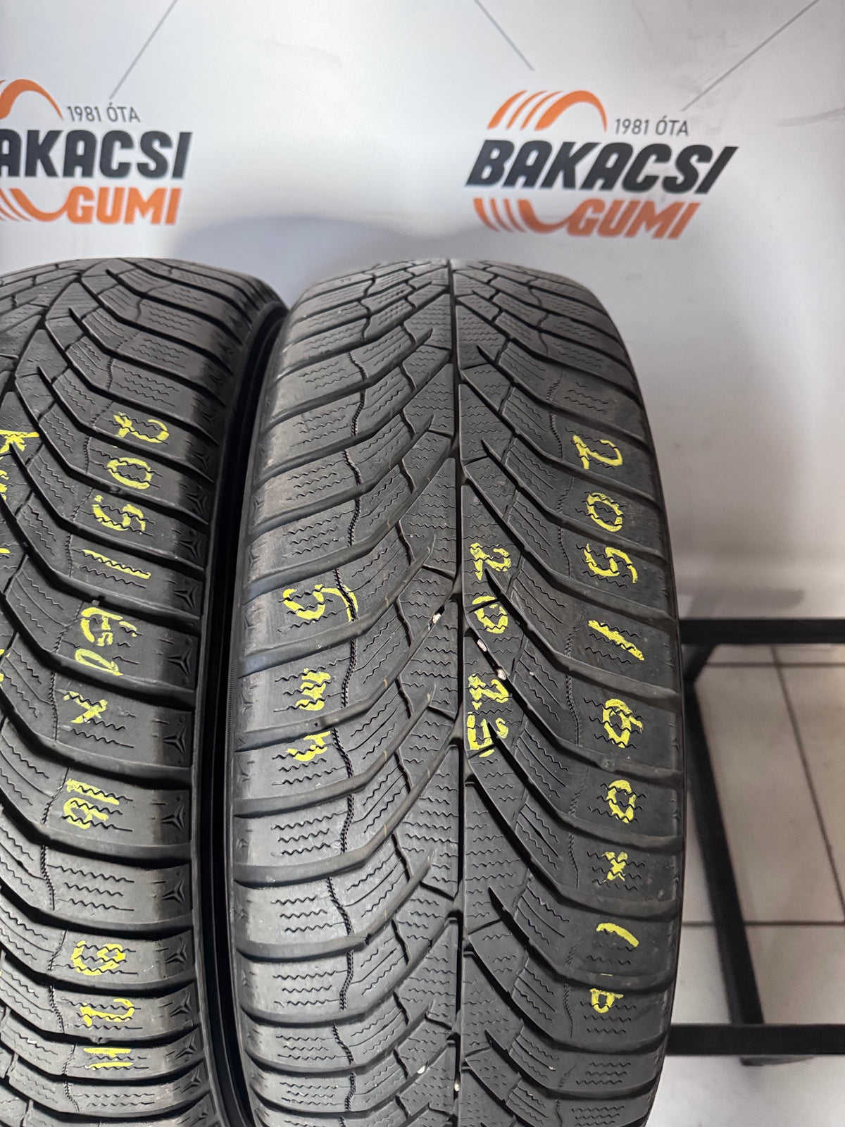 205/60R16 Kumho téli gumi eladó