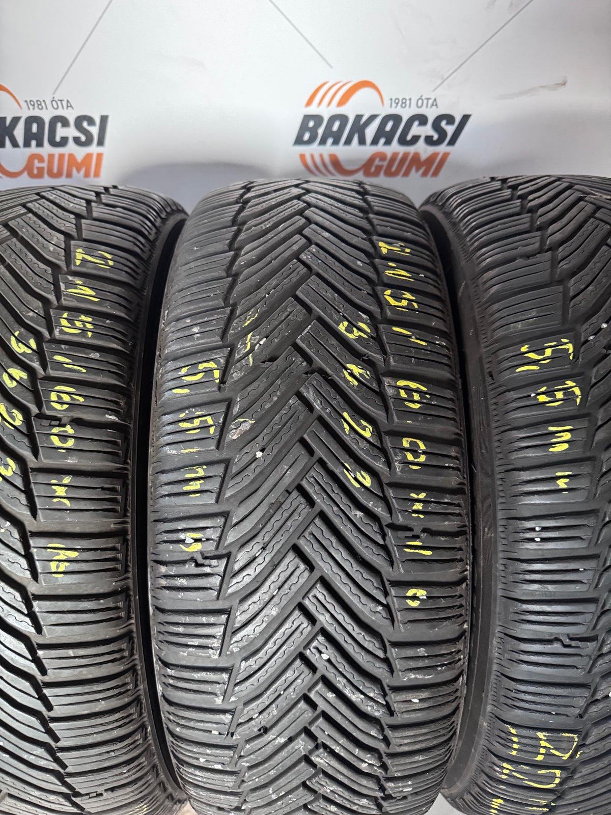 215/60R16 Michelin téli gumi eladó