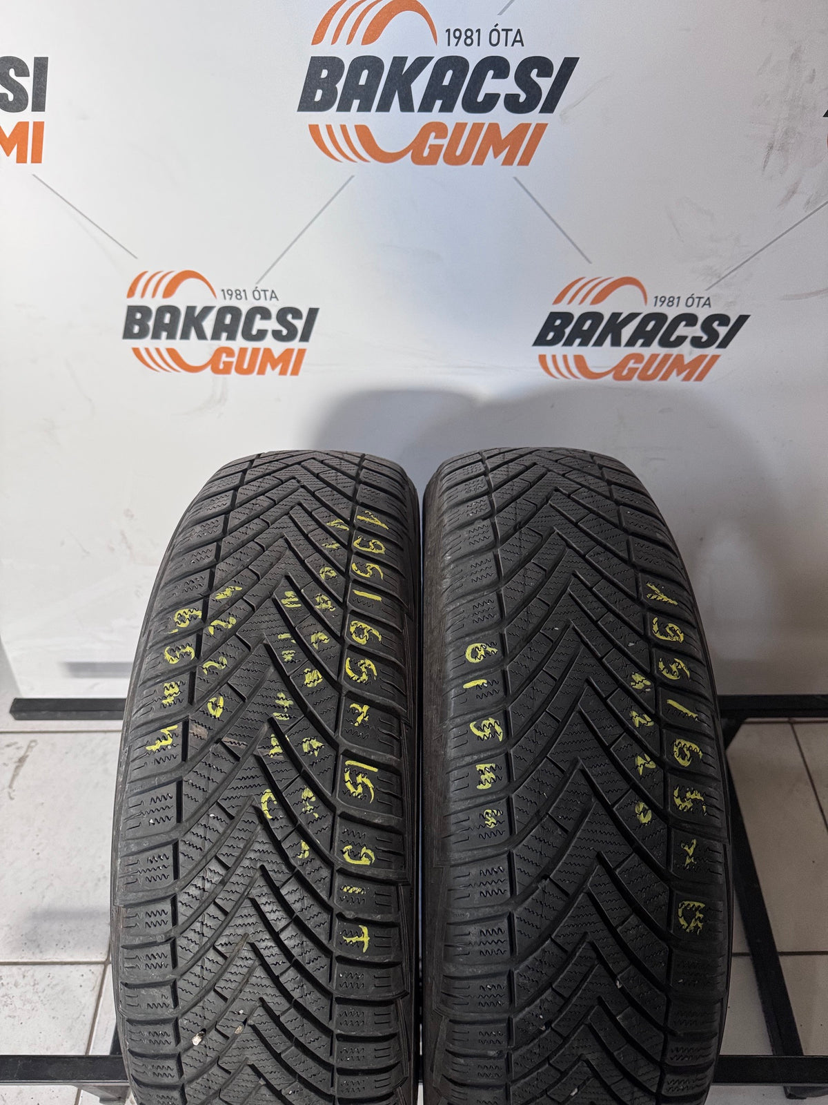 195/65R15 Vredestein téli gumi eladó