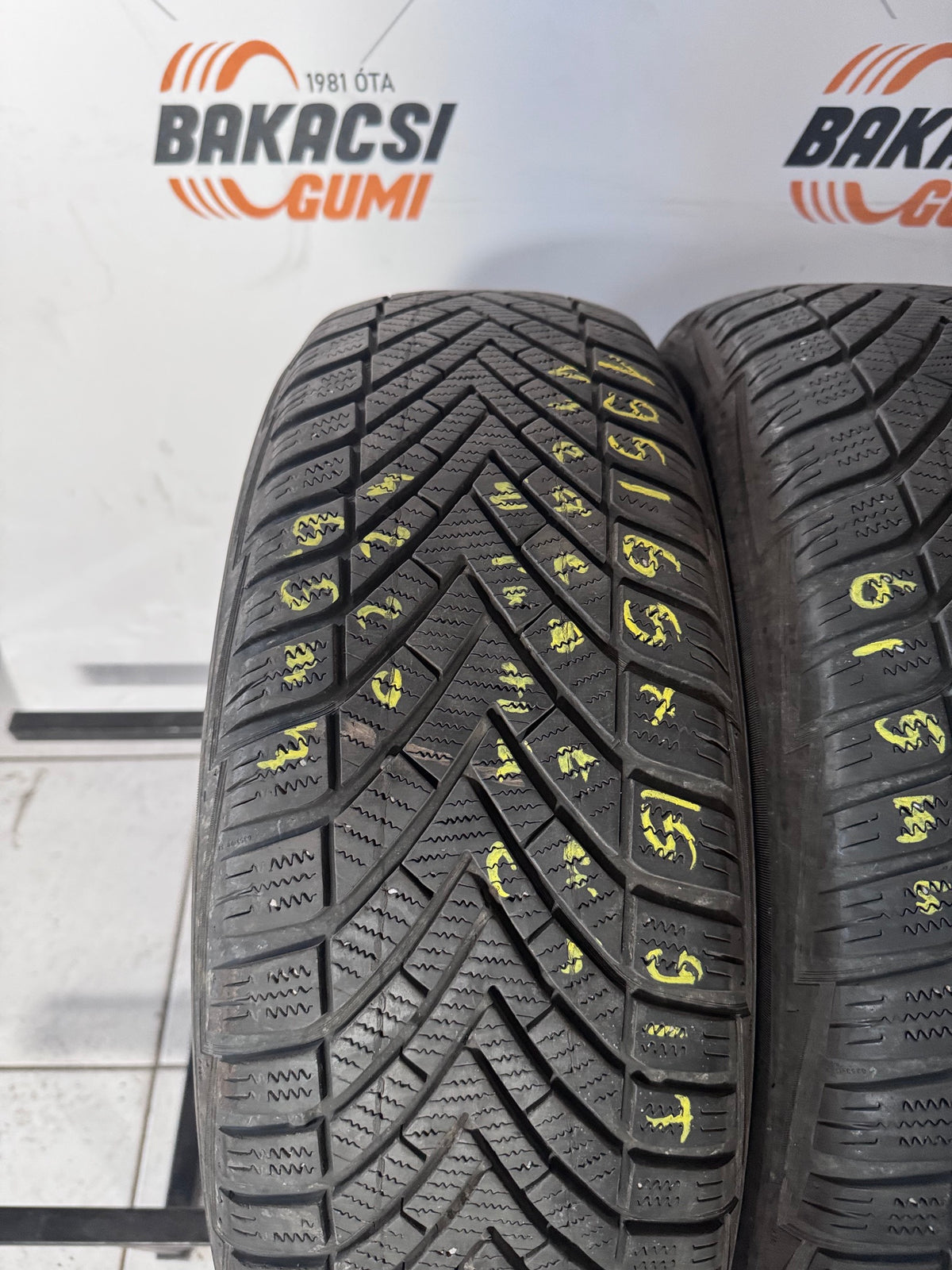 195/65R15 Vredestein téli gumi eladó