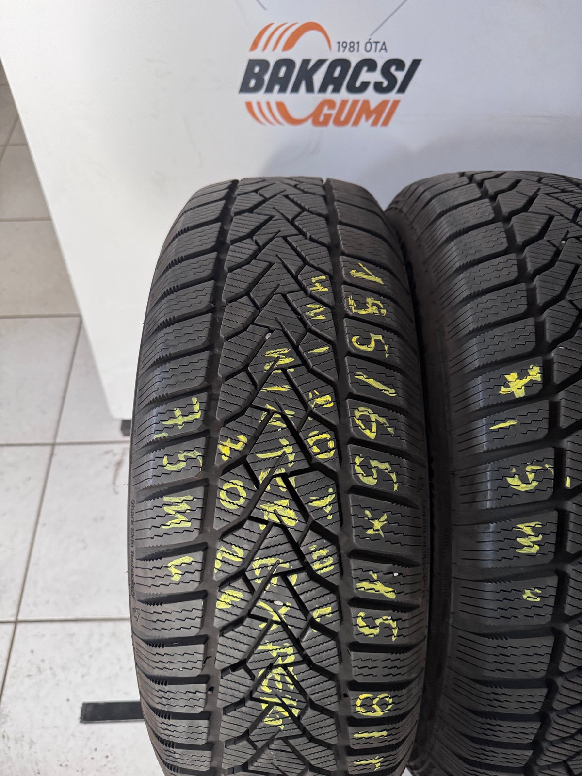 195/65R15 Uniroyal téli gumi eladó