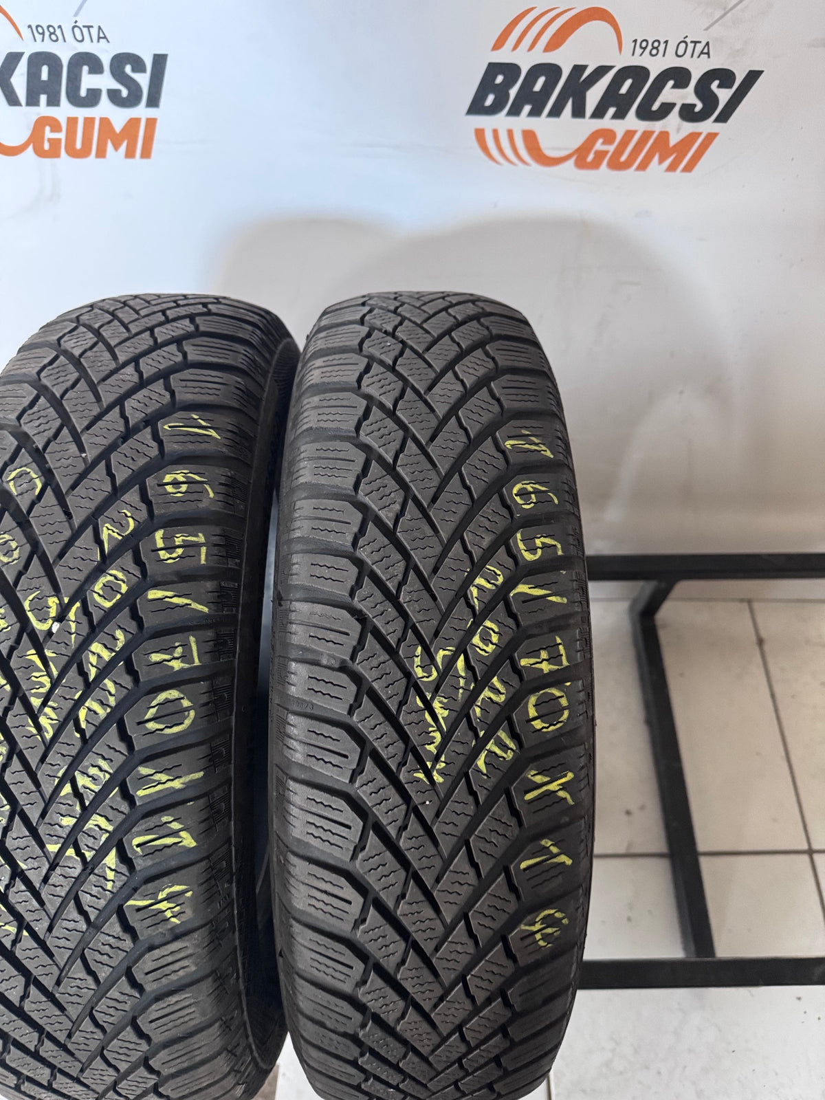 165/70R14 Continental téli gumi eladó