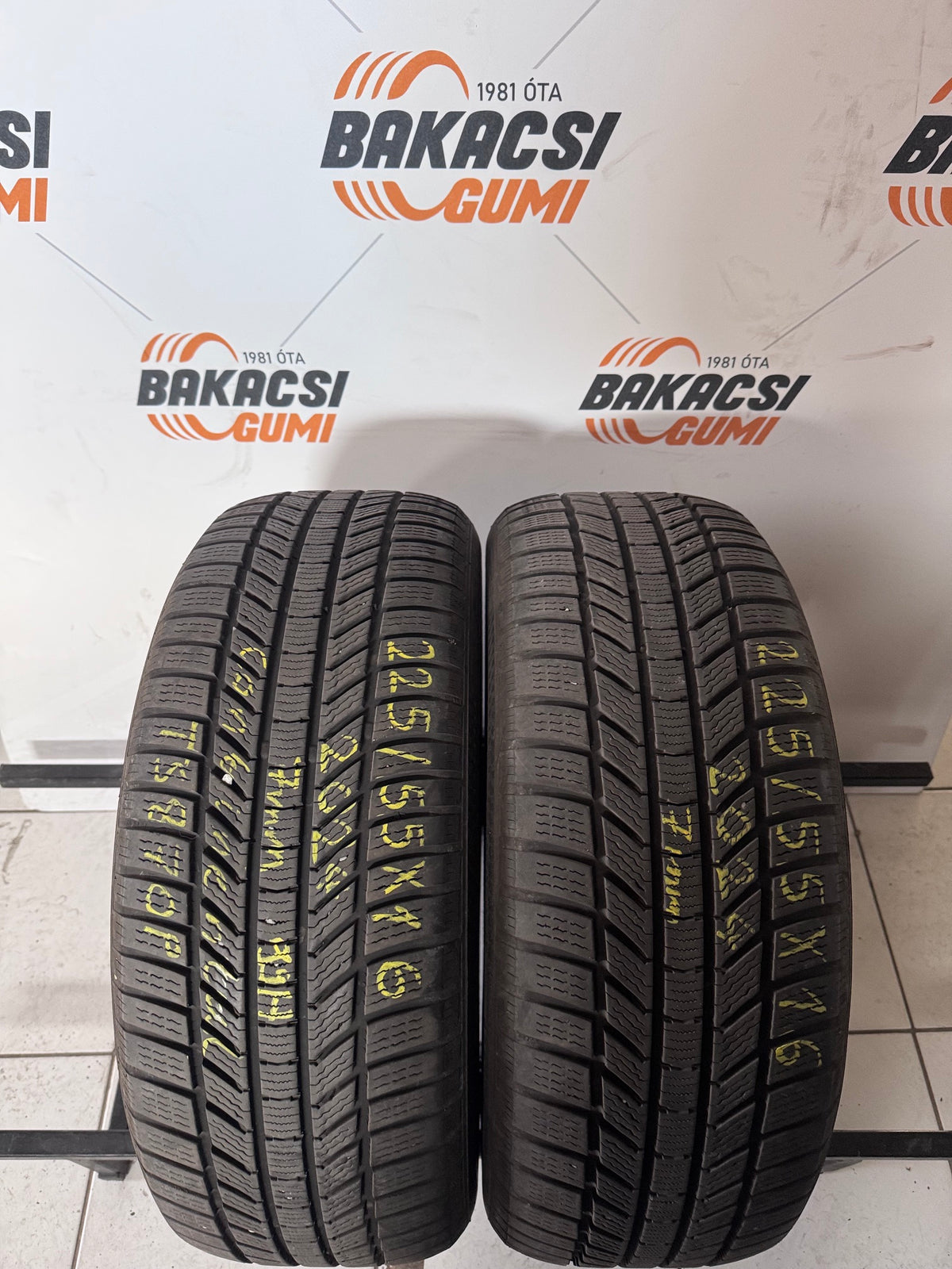 225/55R16 Continental téli gumi eladó