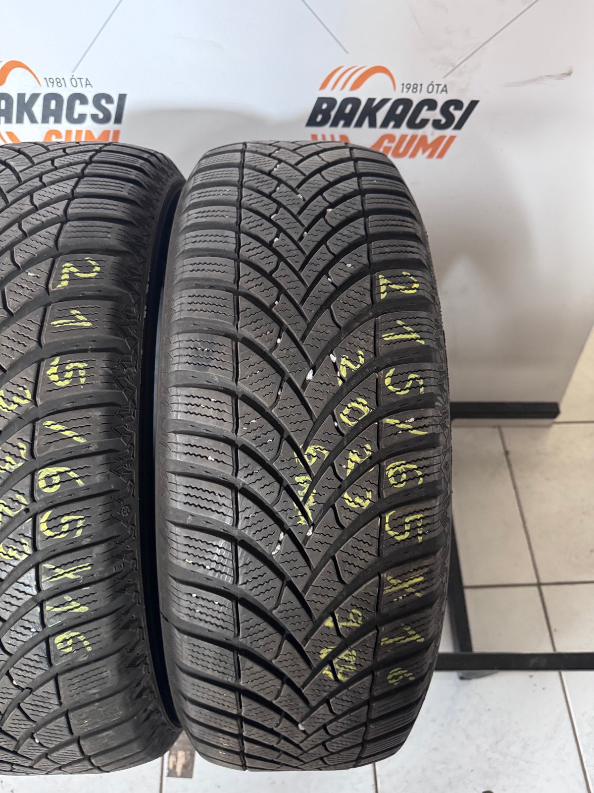 215/65R16 Semperit téli gumi eladó