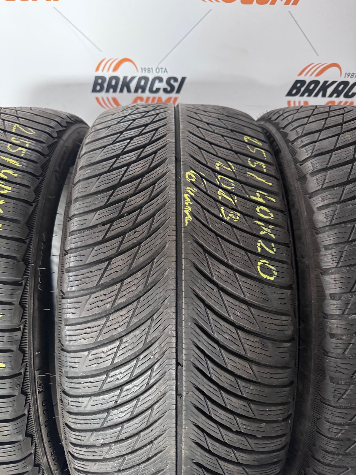 255/40R20 Michelin téli gumi eladó
