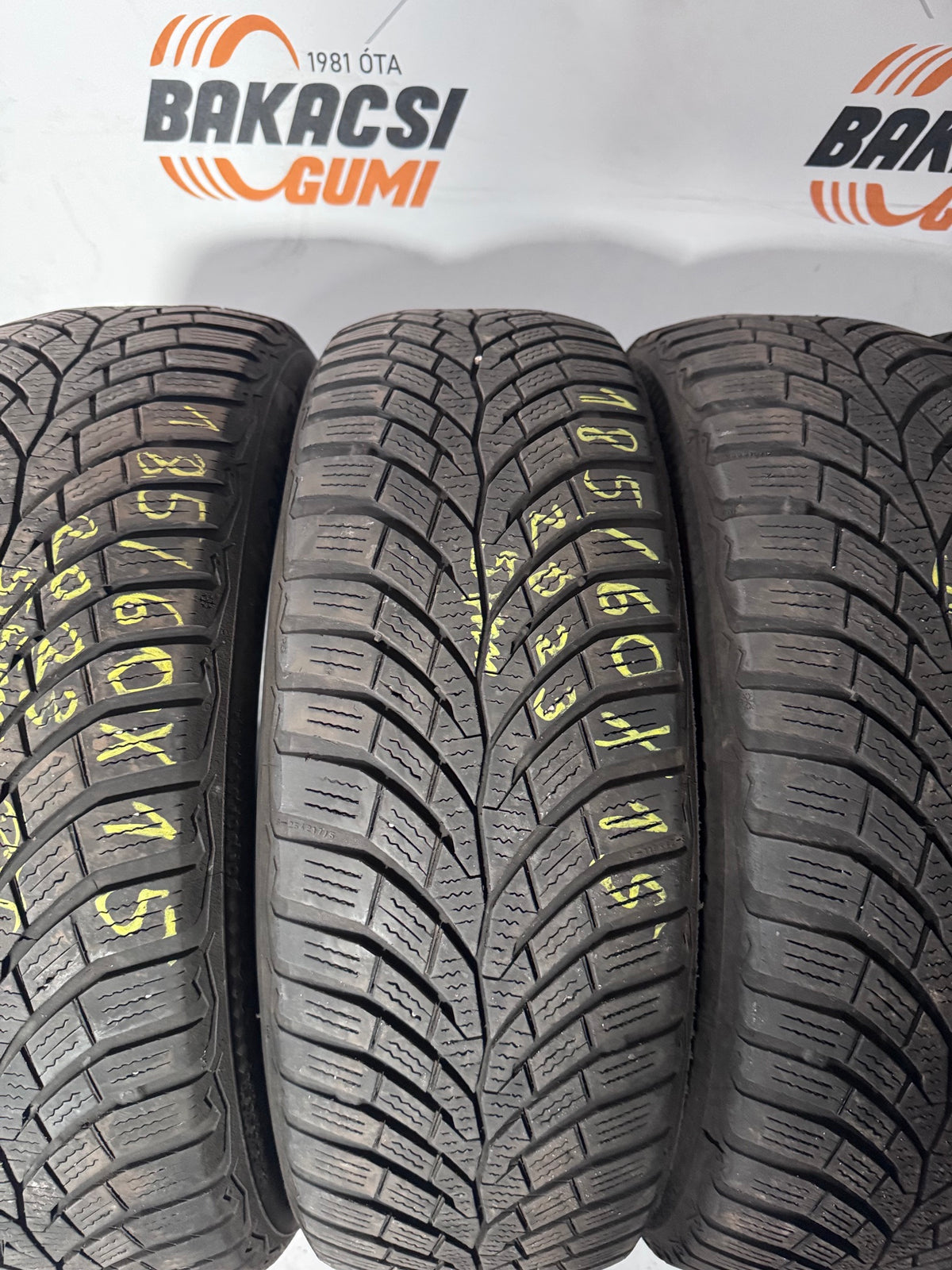 185/60R15 Continental téli gumi
