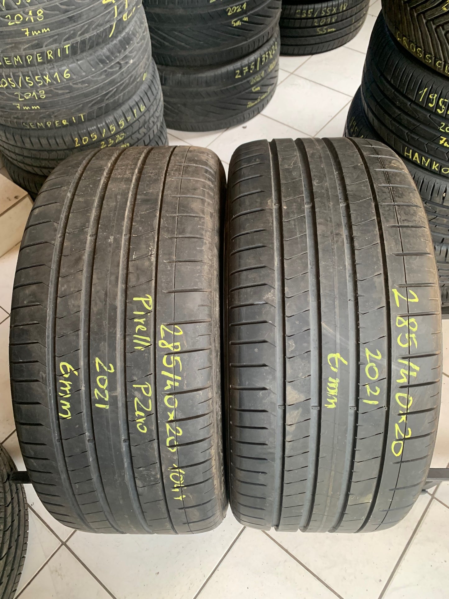285/40R20 Pirelli nyári gumi