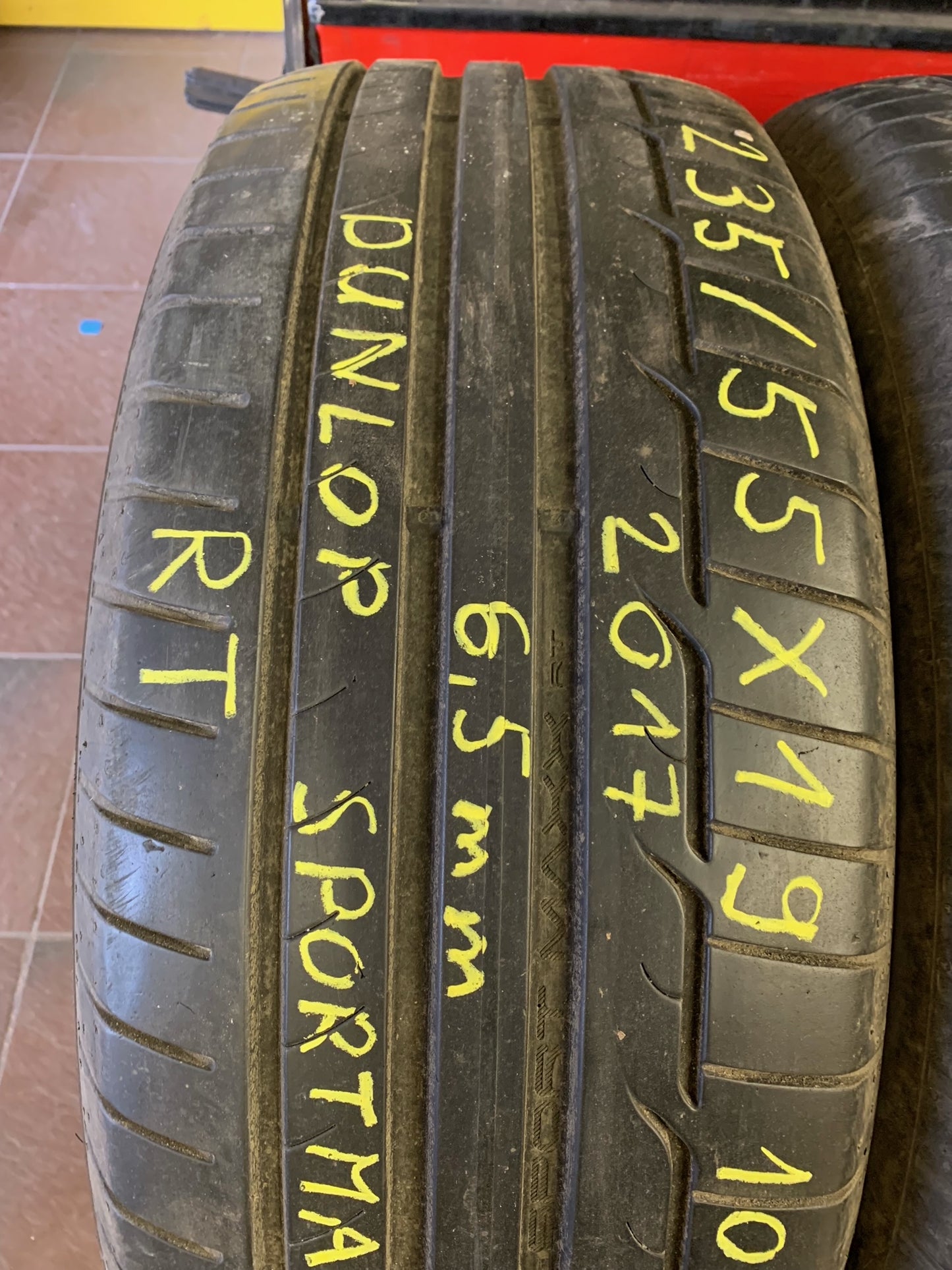 235/55R19 Dunlop nyári gumi